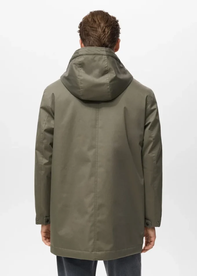 Gesteppter Parka mit wasserabweisender Kapuze Gesteppter Parka mit wasserabweisender Kapuze