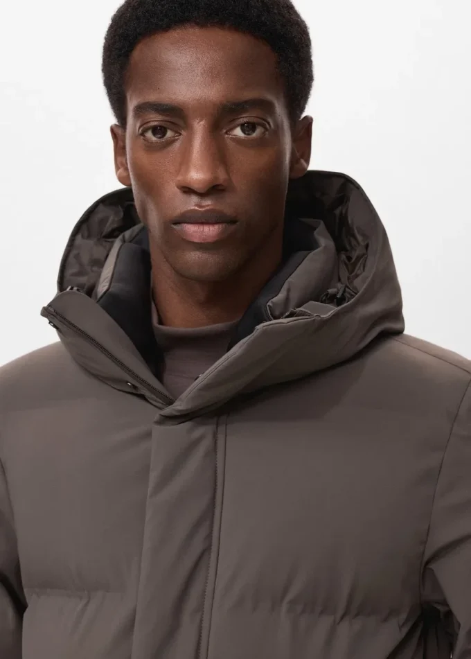 Gesteppter, wasserdichter Anorak Gesteppter, wasserdichter Anorak