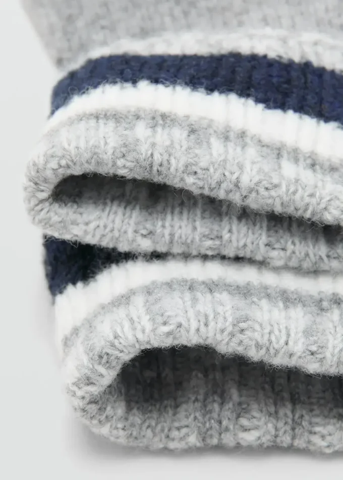Gestreifte Strickhandschuhe Gestreifte Strickhandschuhe