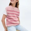 Gestreifte Strickweste Gestreifte Strickweste