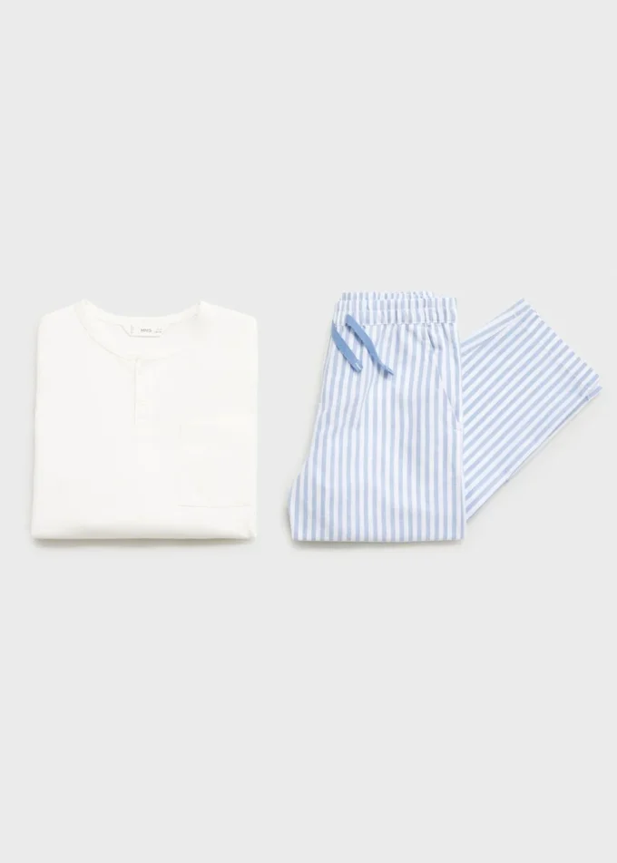 Gestreifter langer Pyjama Gestreifter langer Pyjama