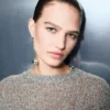 Gestreifter Lurex-Strickpullover