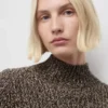 Gestreifter Pullover mit Rundhalsausschnitt