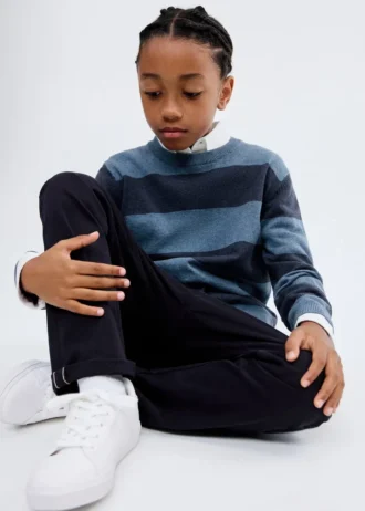 Gestreifter Strickpullover