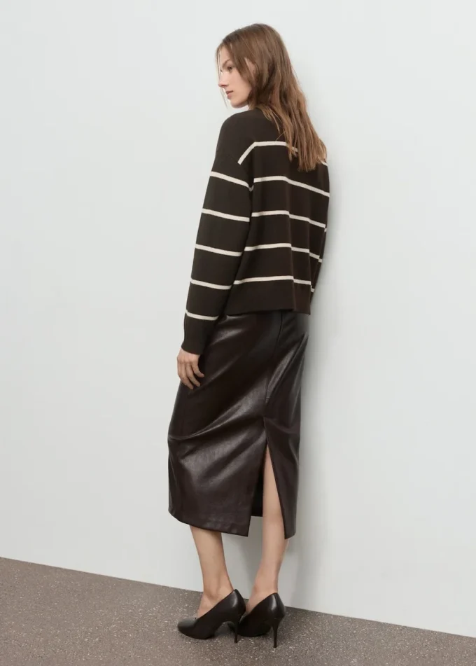 Gestreifter Strickpullover
