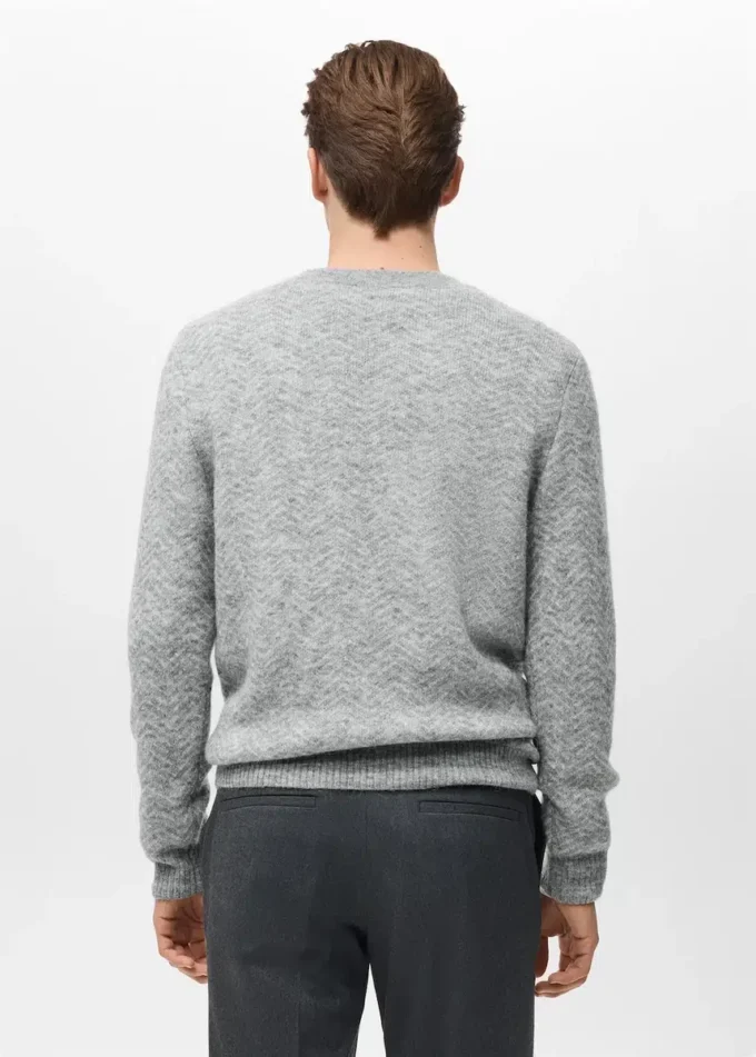 Gestreifter Strickpullover
