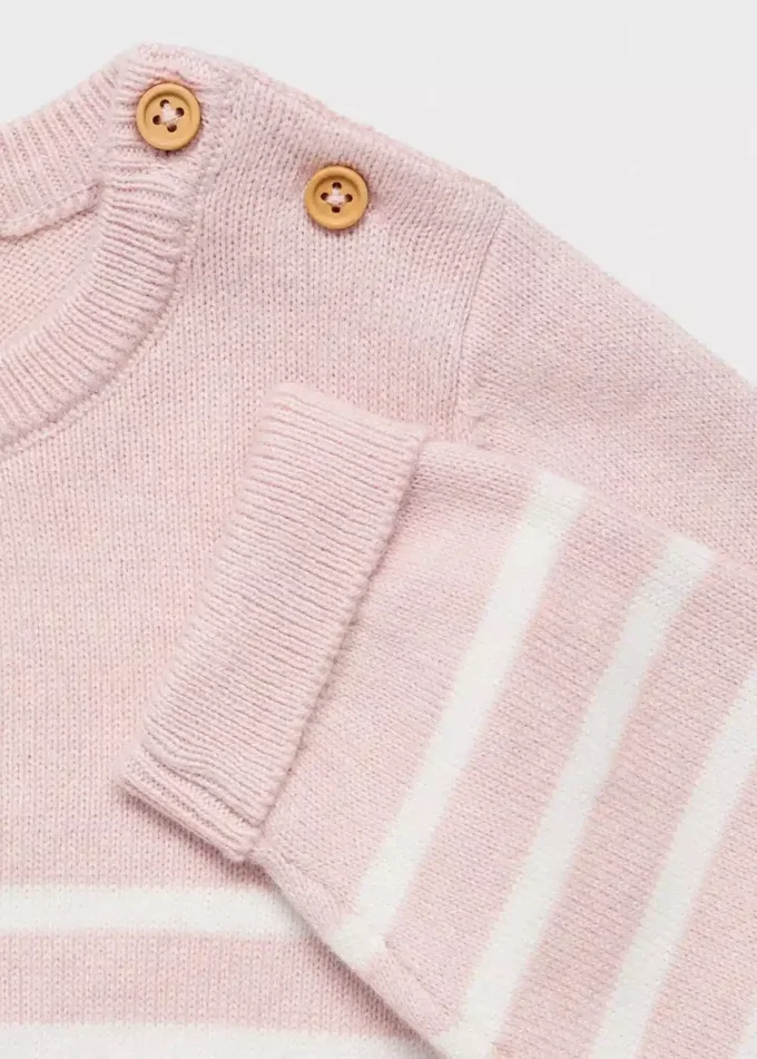 Gestreifter Strickpullover Gestreifter Strickpullover
