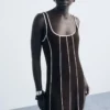 Gestreiftes Baumwollkleid Gestreiftes Baumwollkleid