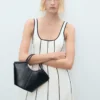 Gestreiftes Baumwollkleid Gestreiftes Baumwollkleid