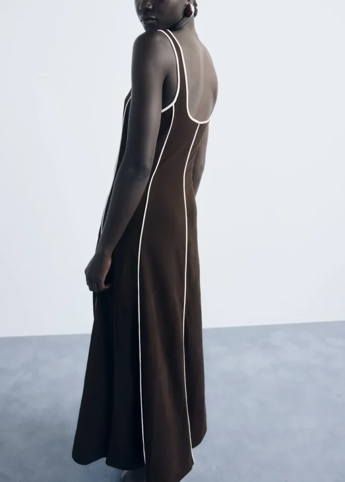 Gestreiftes Baumwollkleid Gestreiftes Baumwollkleid