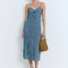 Gestreiftes Kleid mit Raffungen Gestreiftes Kleid mit Raffungen