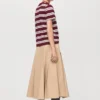 Gestreiftes Kurzarm-T-Shirt Gestreiftes Kurzarm-T-Shirt