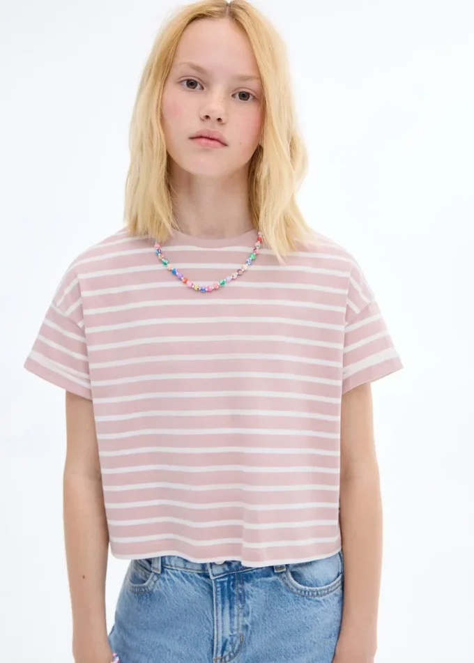 Gestreiftes Kurzarm-T-Shirt Gestreiftes Kurzarm-T-Shirt