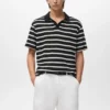 Gestreiftes Polohemd aus geflochtenem Strick Gestreiftes Polohemd aus geflochtenem Strick