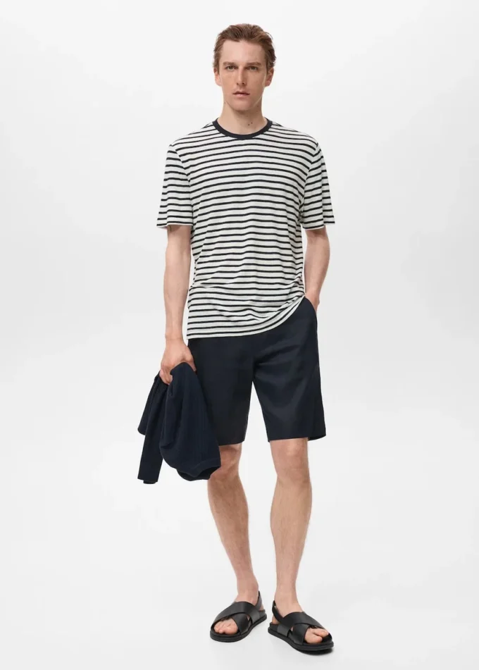 Gestreiftes, schmal geschnittenes Leinen-T-Shirt