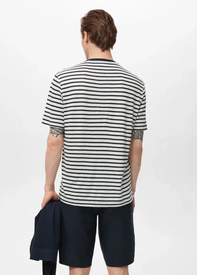 Gestreiftes, schmal geschnittenes Leinen-T-Shirt