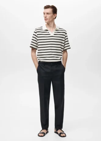 Gestreiftes, strukturiertes Strick-Poloshirt