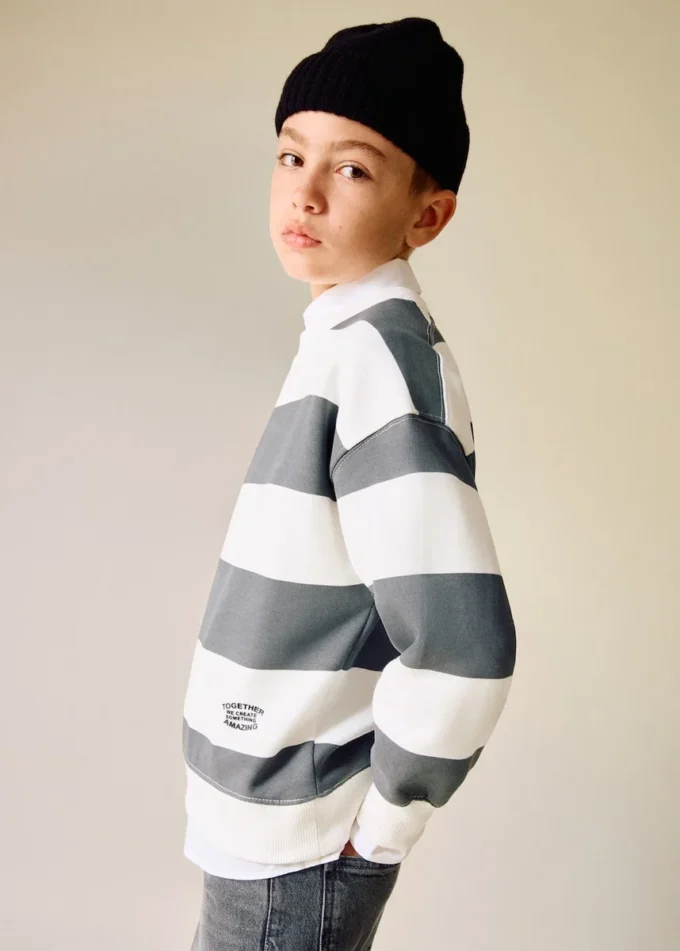 Gestreiftes Sweatshirt aus Baumwollmischung Gestreiftes Sweatshirt aus Baumwollmischung