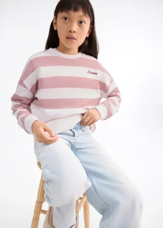 Gestreiftes Sweatshirt mit Stickerei