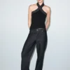 Glitzer-Top mit Neckholder-Ausschnitt Glitzer-Top mit Neckholder-Ausschnitt