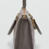 Glänzende Handtasche mit Griffen Glänzende Handtasche mit Griffen