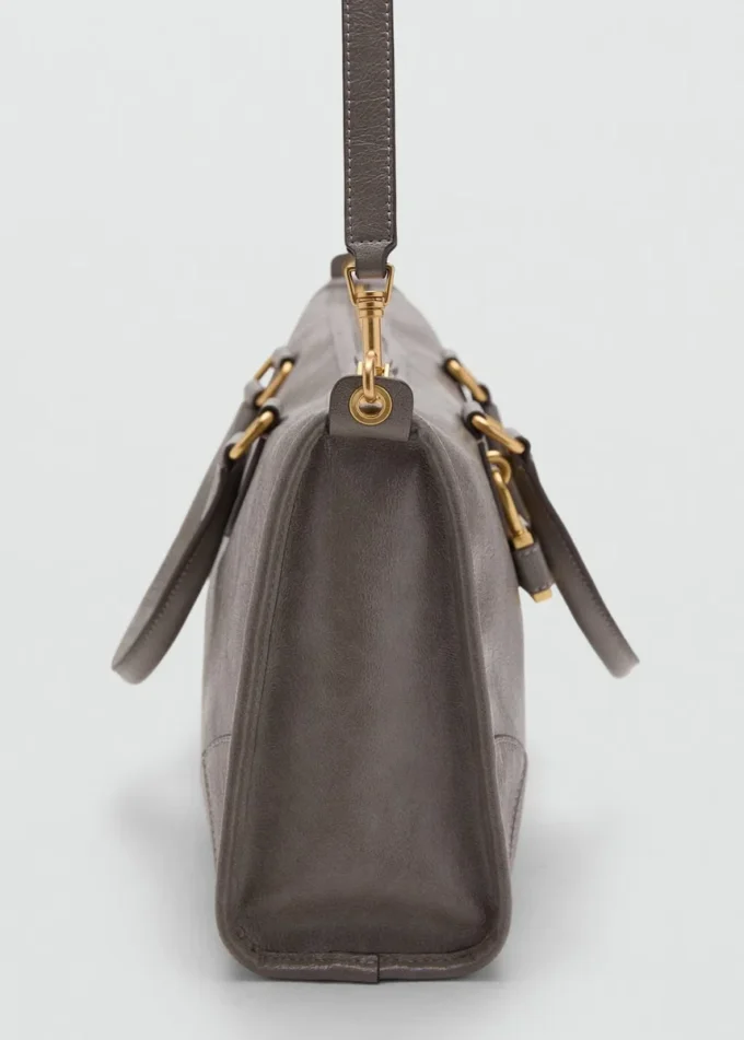 Glänzende Handtasche mit Griffen Glänzende Handtasche mit Griffen