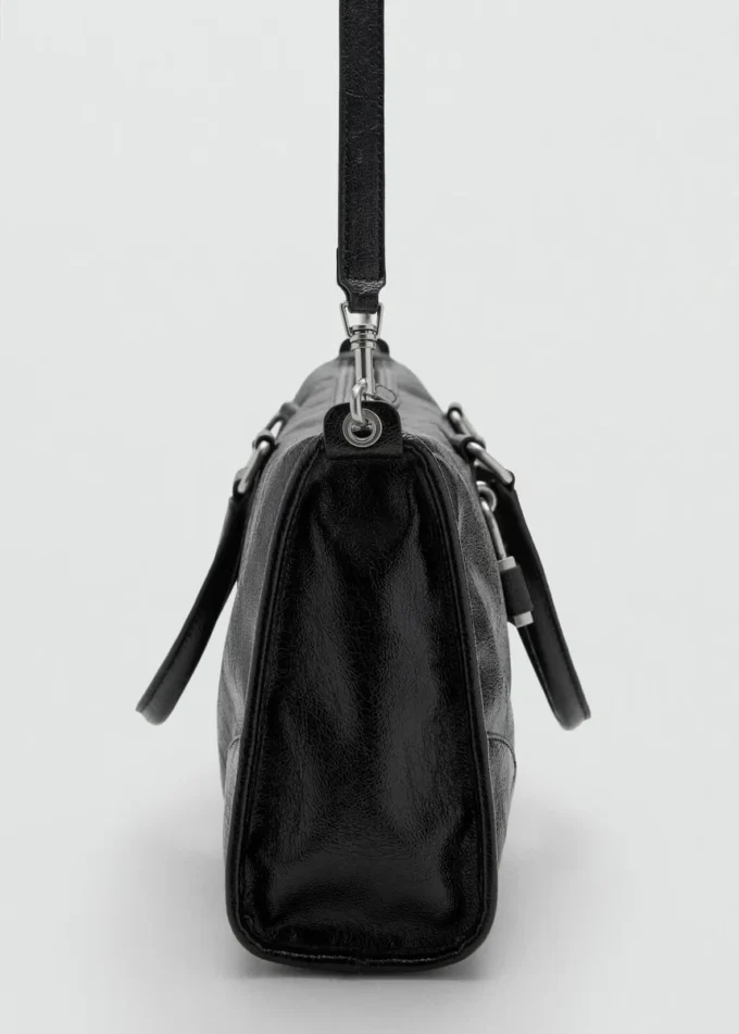 Glänzende Handtasche mit Griffen Glänzende Handtasche mit Griffen