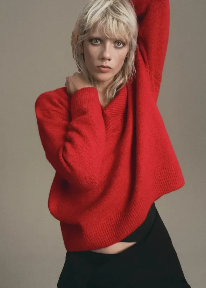 Grobstrickpullover mit V-Ausschnitt