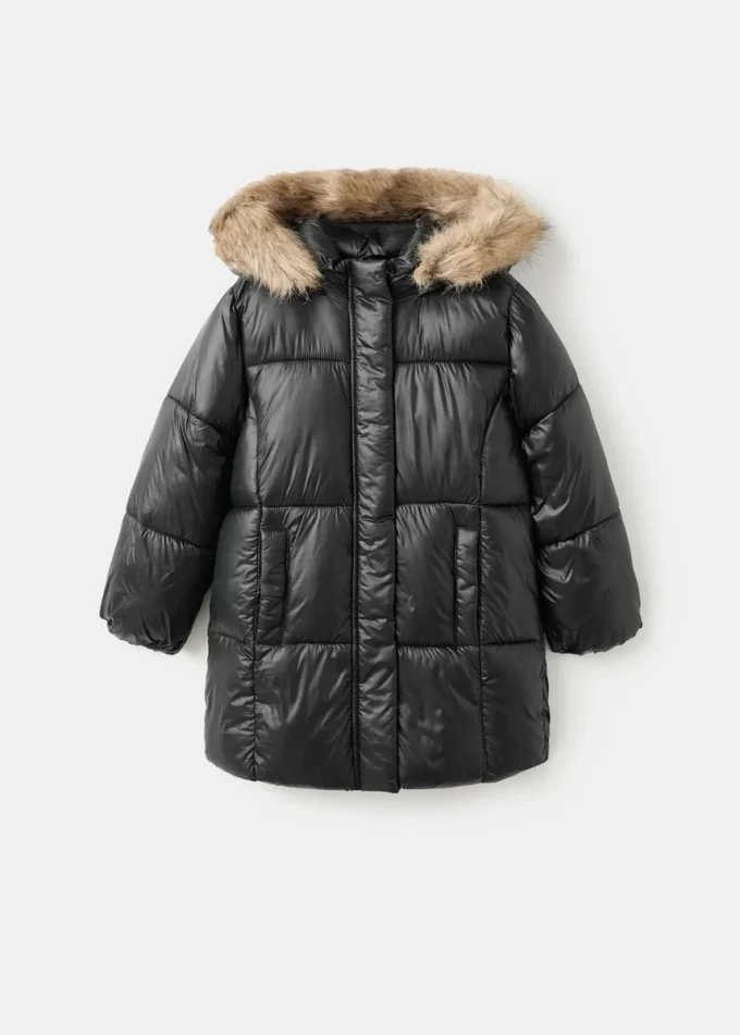 Großer Anorak mit Kapuze in Felloptik