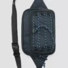 Gürteltasche mit Kordeln
