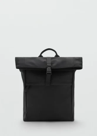 Gummierter Rucksack mit Klappenverschluss