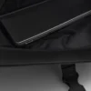 Gummierter Rucksack mit Klappenverschluss