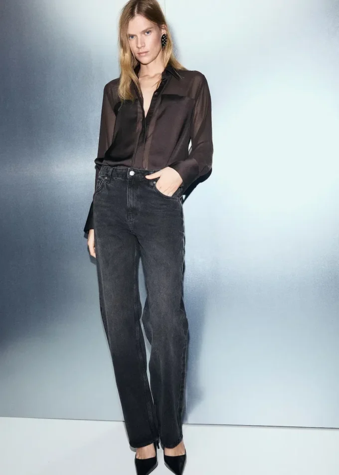 Halbtransparente Bluse mit Aufnähern
