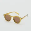Halbtransparente Sonnenbrille Halbtransparente Sonnenbrille