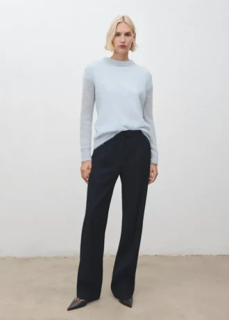 Halbtransparenter Alpaka-Pullover