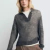 Halbtransparenter Rollkragenpullover