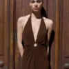 Halterkleid mit Blumendetail Halterkleid mit Blumendetail