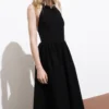 Halterkleid mit gekreuztem Rücken