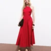 Halterkleid mit gekreuztem Rücken