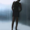 Halterneck-Kleid mit Rüschen Halterneck-Kleid mit Rüschen