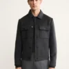 Handgefertigte Wolljacke mit Taschen Handgefertigte Wolljacke mit Taschen