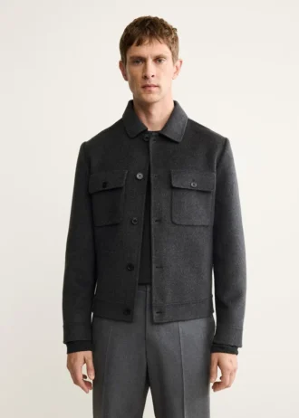 Handgefertigte Wolljacke mit Taschen