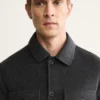 Handgefertigte Wolljacke mit Taschen Handgefertigte Wolljacke mit Taschen