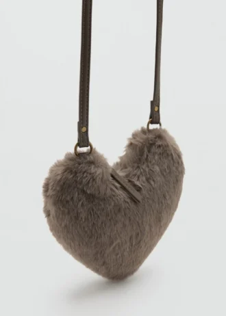Handtasche aus Kunstfell in Herzform
