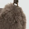 Handtasche aus Kunstfell in Herzform Handtasche aus Kunstfell in Herzform