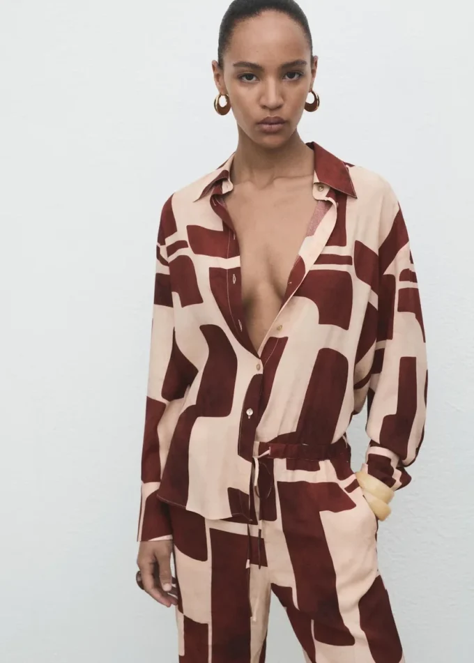 Hemd mit geometrischem Print