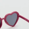 Herzförmige Sonnenbrille