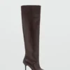 Hohe Lederstiefel Hohe Lederstiefel