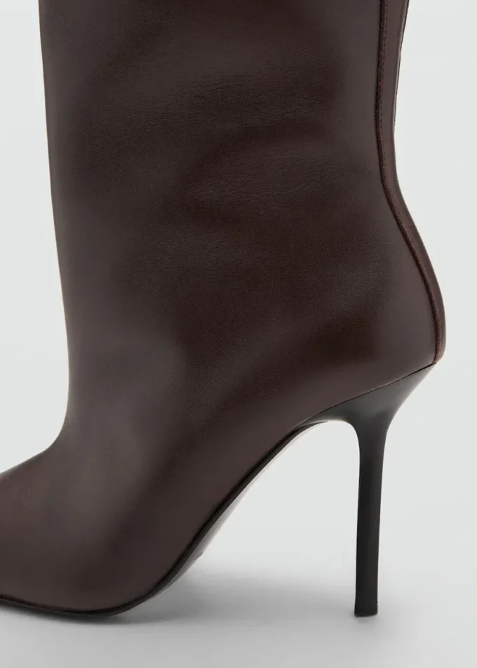 Hohe Lederstiefel Hohe Lederstiefel
