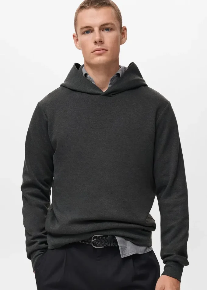 Hoodie in regulärer Passform Hoodie in regulärer Passform